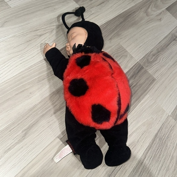 Vintage 1997 Anne Geddes Baby Ladybug Bean Filled Collection Plush Sleep 15" - Picture 6 of 7